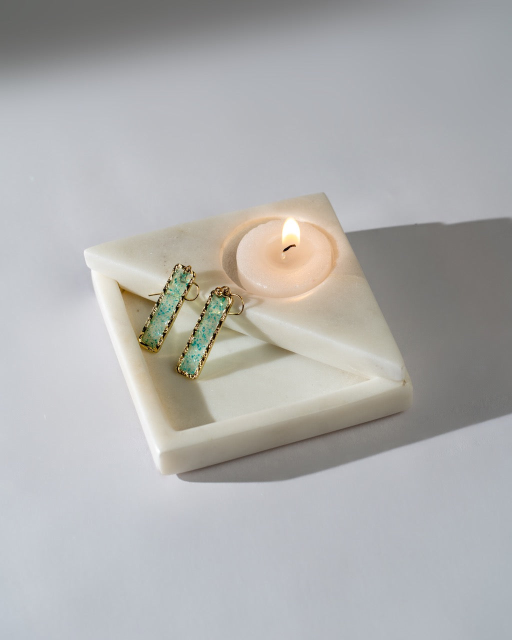 Minimalistic Candle Holder