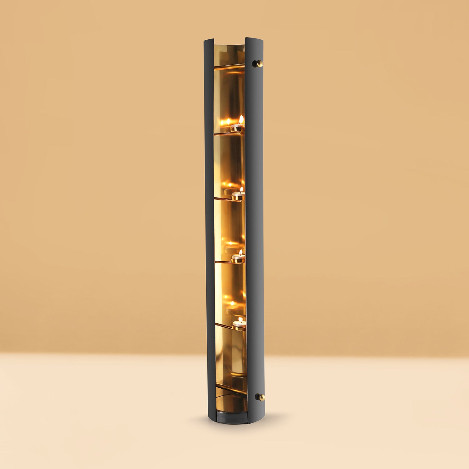 Tall cylindrical lamp