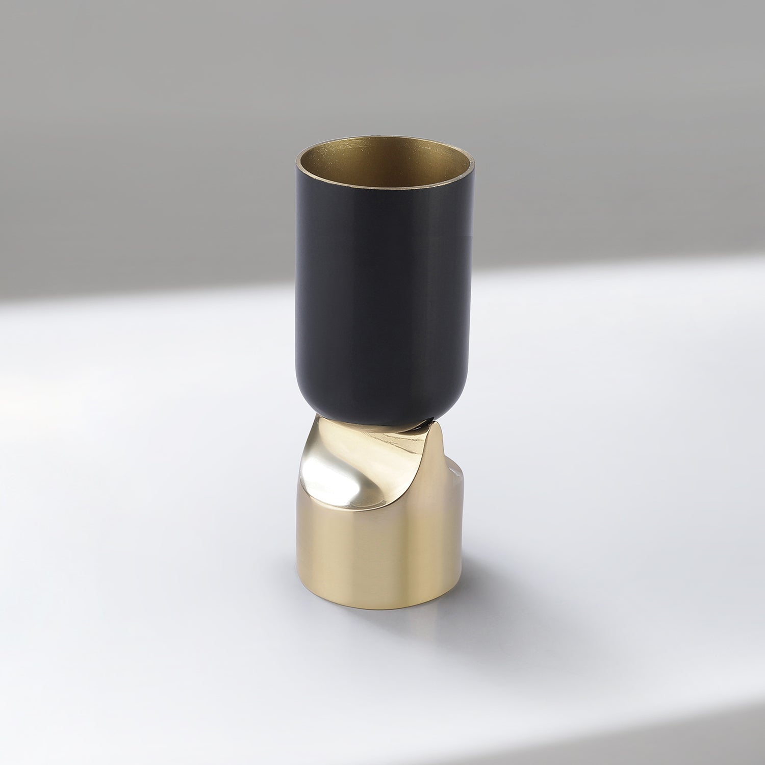 Beatle Head Peg Measurer