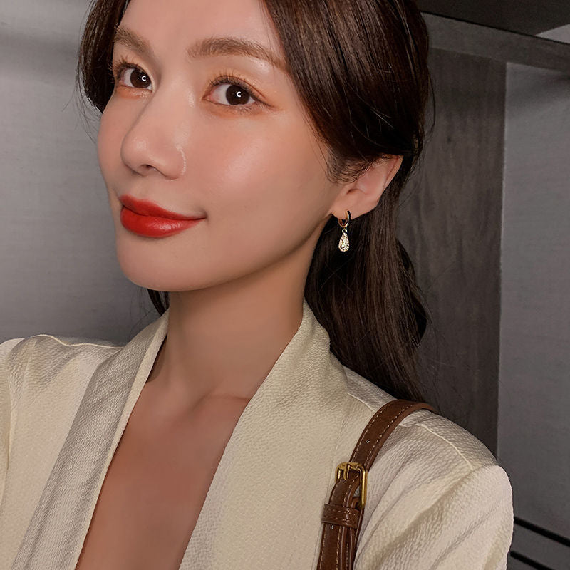 Luna Drop Earrings
